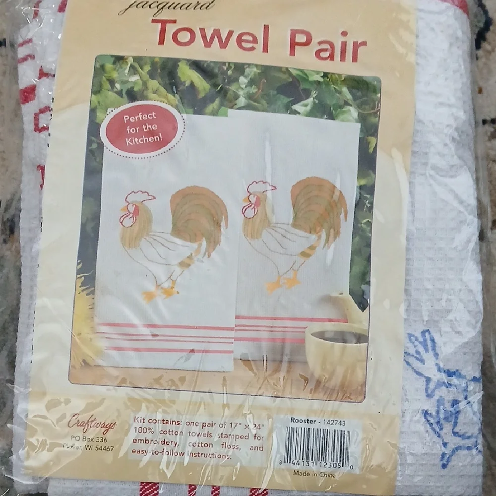 Craft Jacquard Rooster Towel Pair - White and Red Stamped Cross Stich